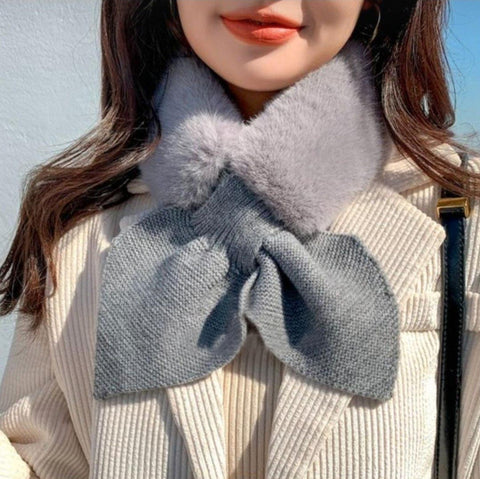 Women's Faux Fur Pull Through Scarf