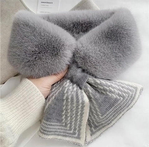 Women's Soft Faux Fur Pull Through Scarf with Pattern Tail